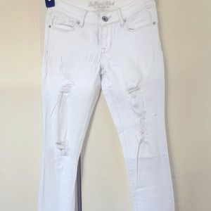 Bullhead White Ripped Skinny Jeans